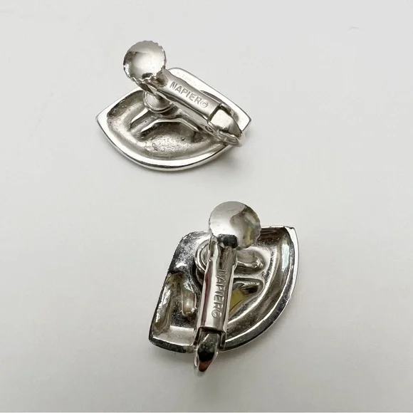 Vintage Modernist Napier Silvertone Angular Screwback Earrings - Picture 4 of 4